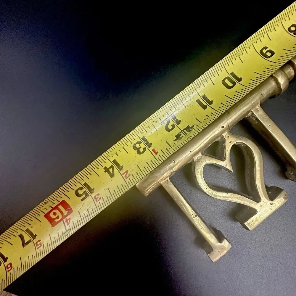 Vintage 14” Heavy Cast Brass Large Skeleton Heart Key Wall Hanging Decor